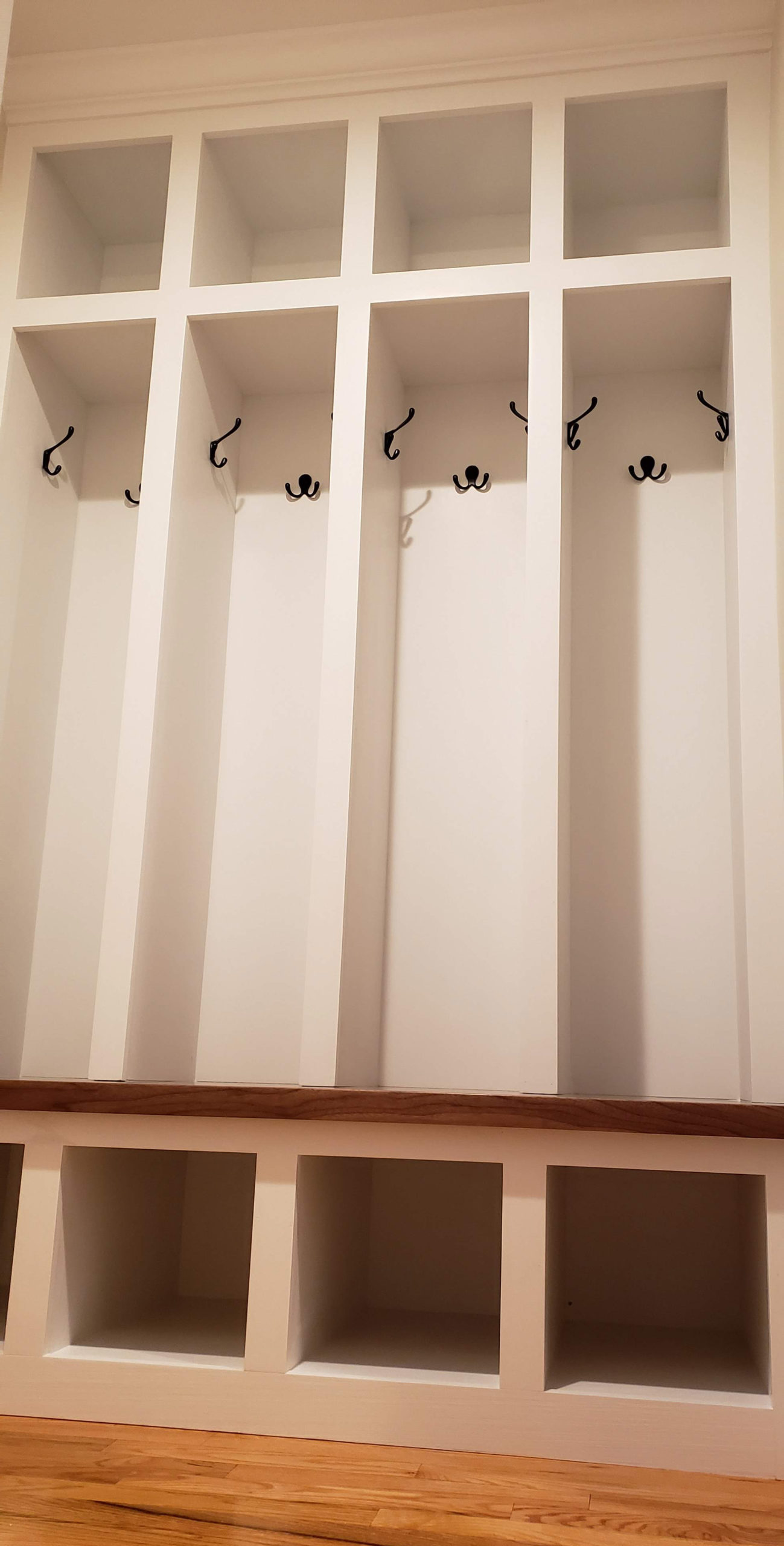 Hall-Tree-Built-in-01